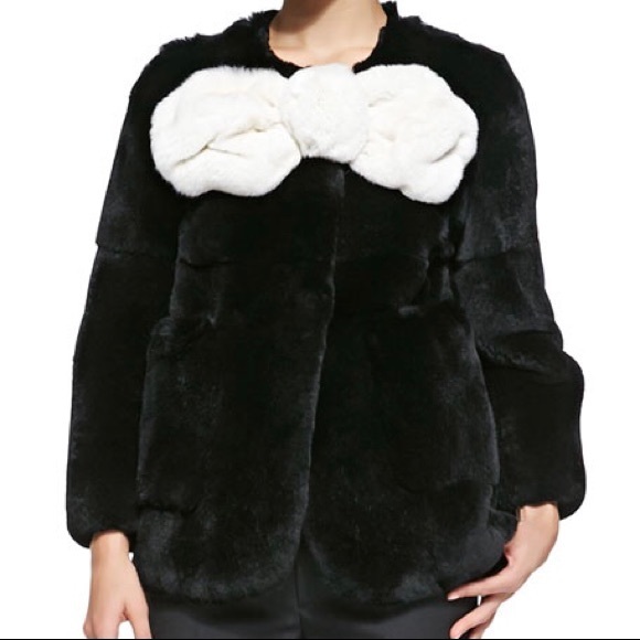 ⚡️FLASH SALE!✨ 🐇🎀 RUNWAY Marc Jacobs Rabbit Fur Coat w/Bow!🐰🎀 - Picture 8 of 10